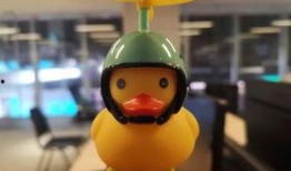 小黄鸭新版爆料视频下载,全新升级，惊喜连连！